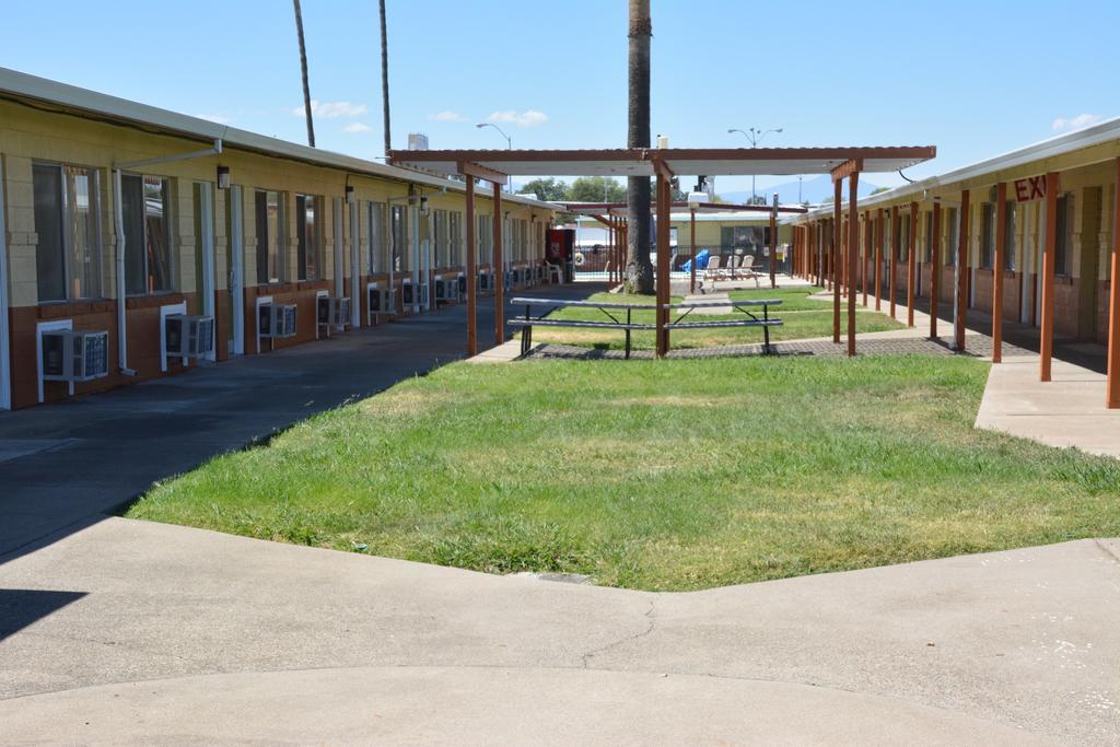 Gateway Inn Red Bluff Extérieur photo