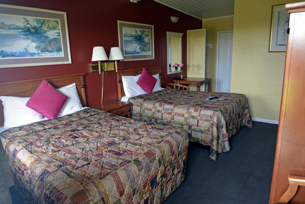 Gateway Inn Red Bluff Extérieur photo