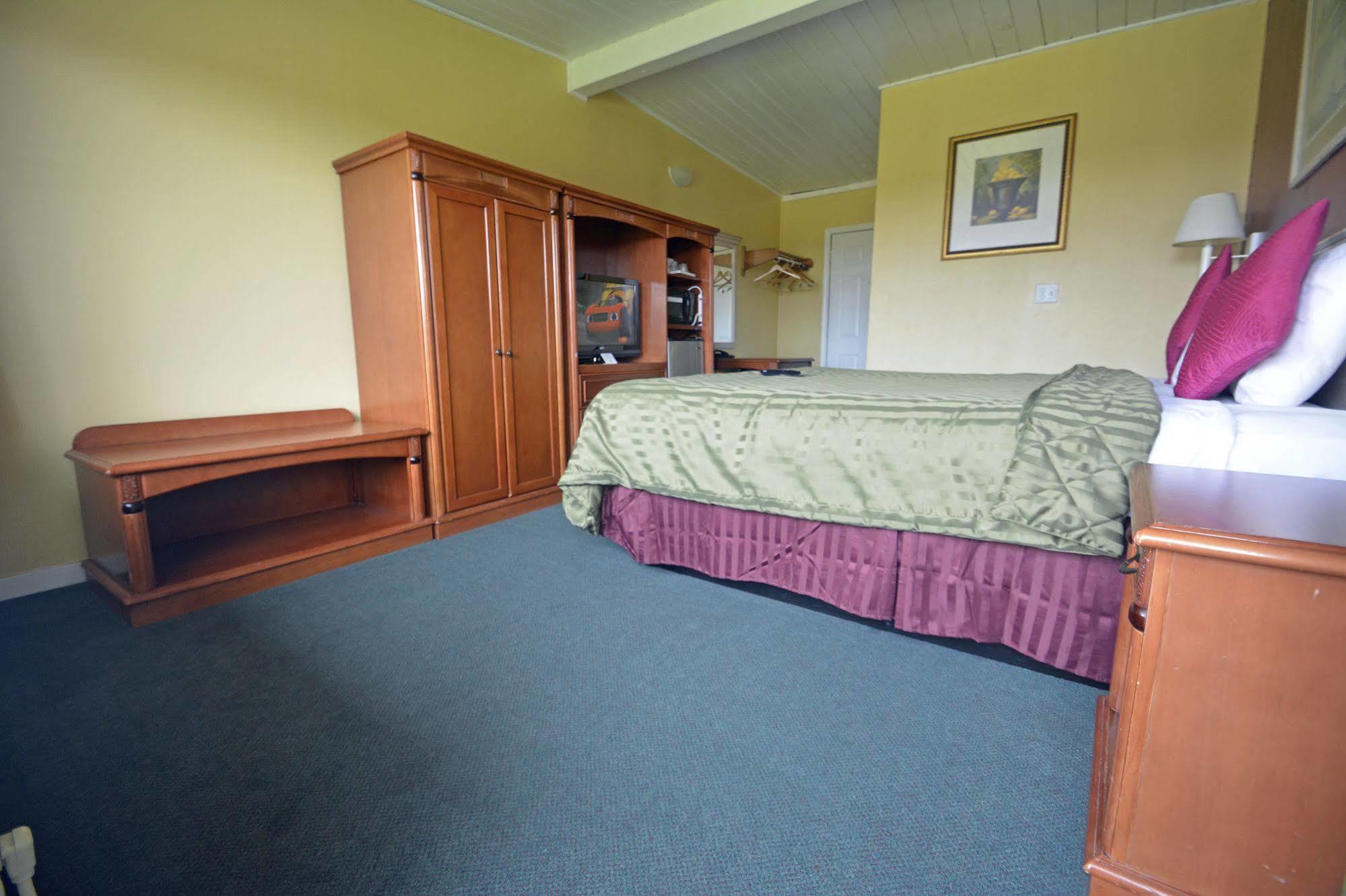 Gateway Inn Red Bluff Extérieur photo